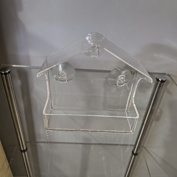 Acrylic Window Bird Feeder - Picture 4 of 4